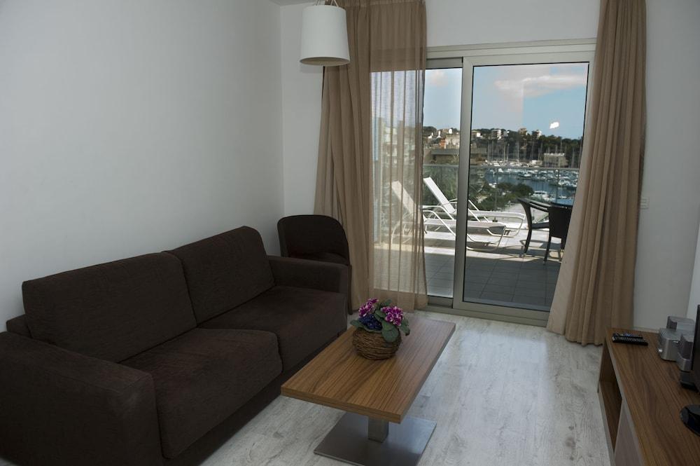 Porto Drach Aparthotel & Suites Porto Cristo Esterno foto